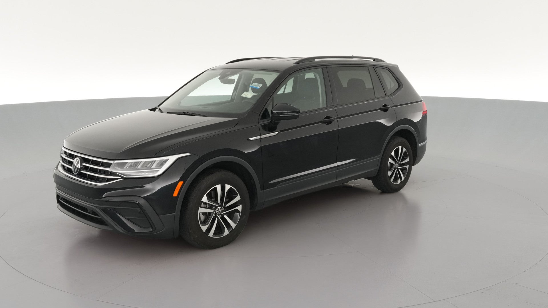2024 Volkswagen Tiguan vehicle photo