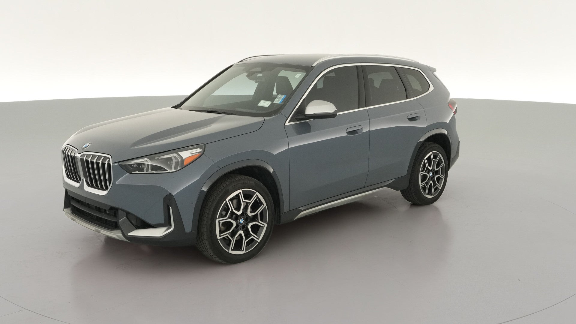 2023 BMW X1 vehicle photo