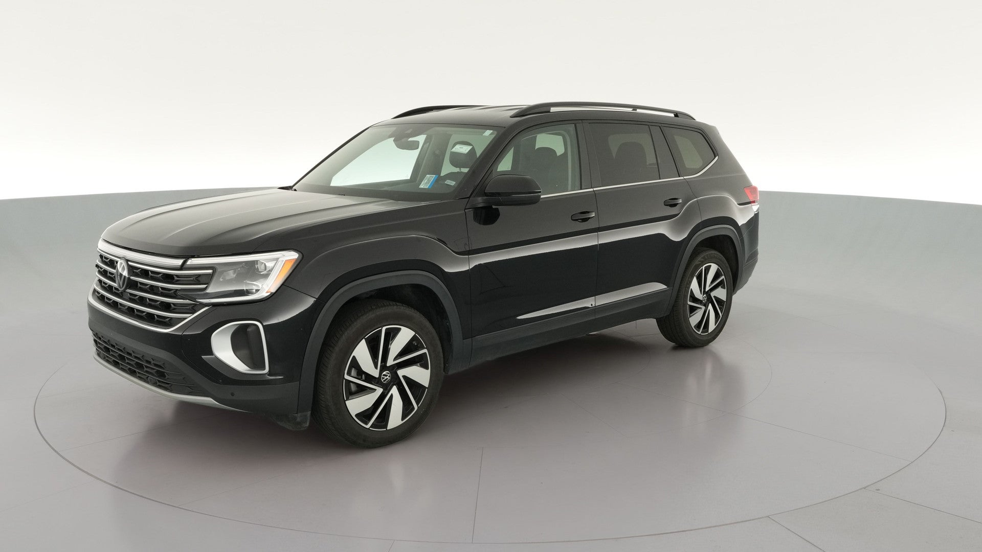 2025 Volkswagen Atlas vehicle photo