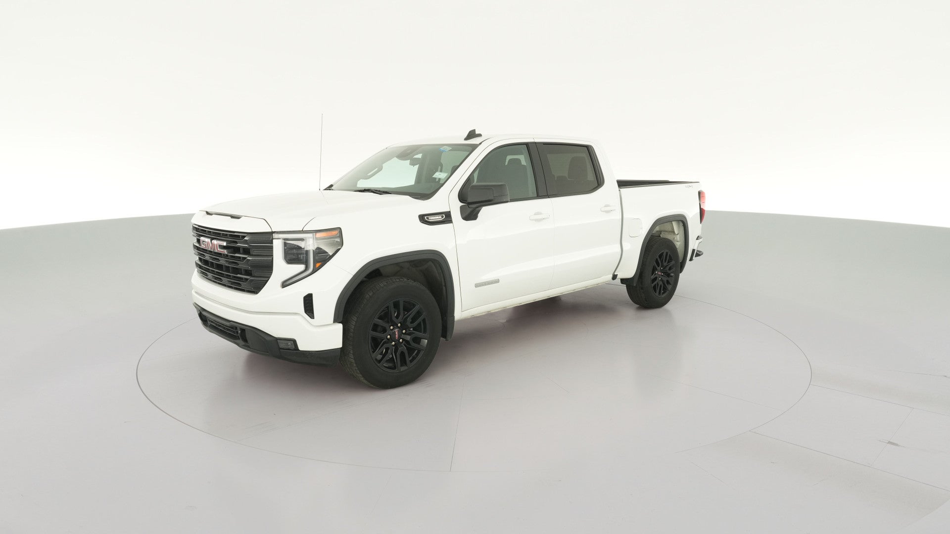 2024 GMC Sierra 1500 Crew Cab vehicle photo