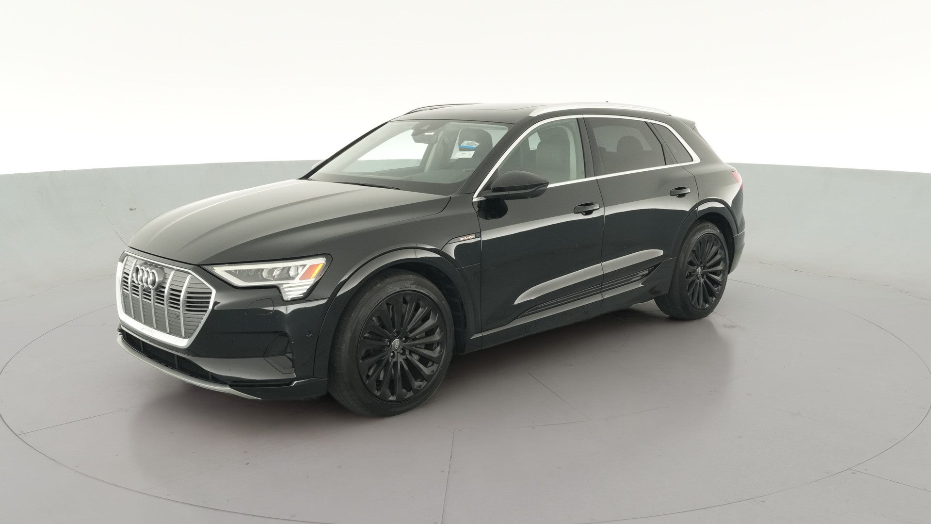2019 Audi e-tron vehicle photo