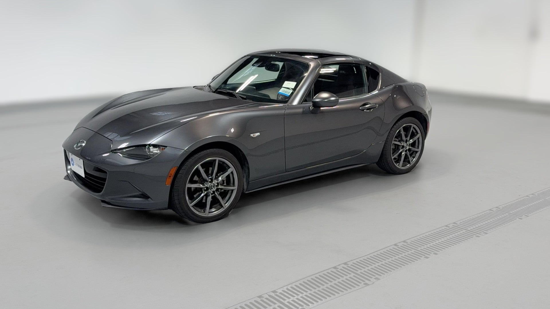 2017 MAZDA MX-5 Miata RF vehicle photo