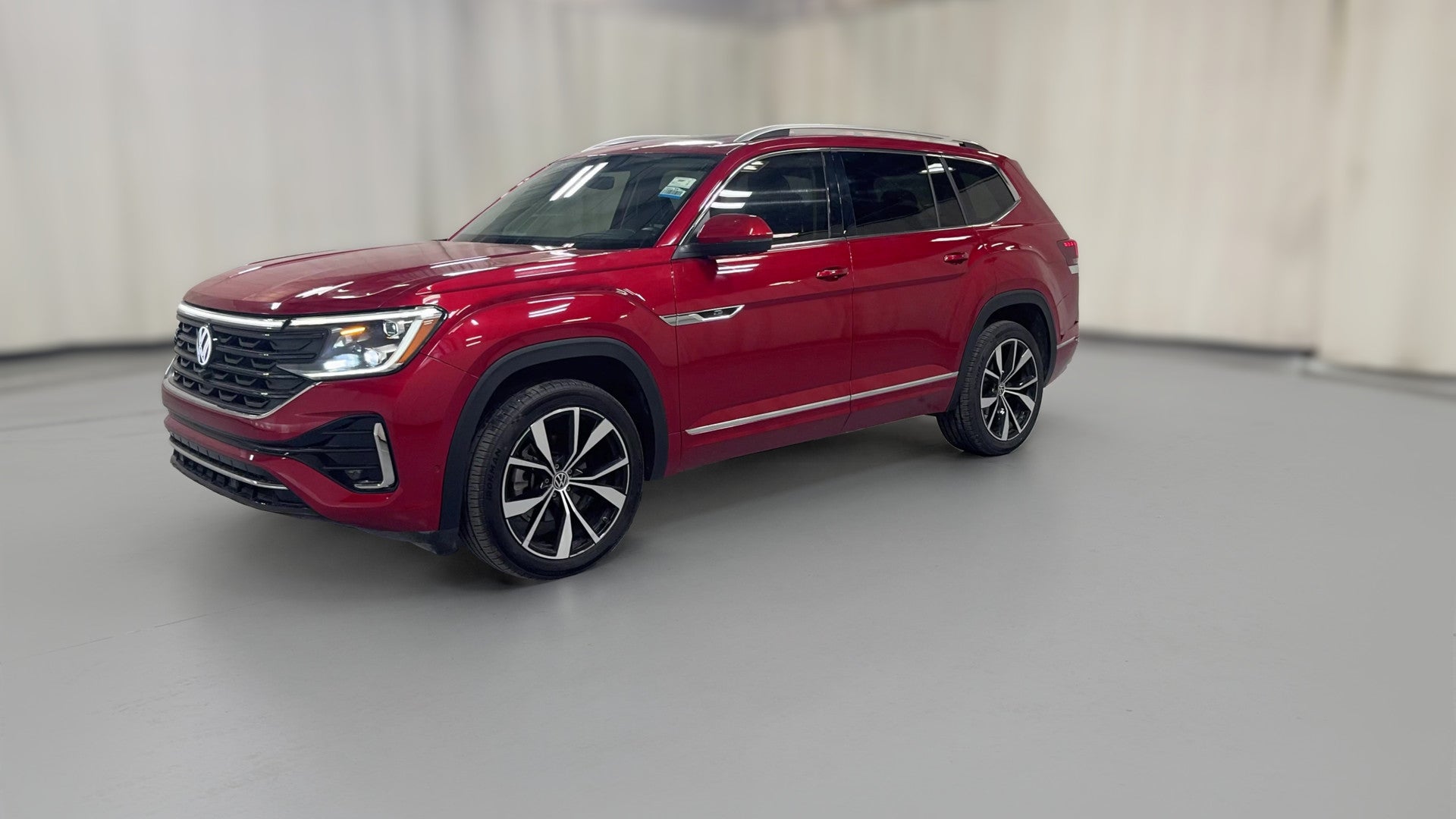 2024 Volkswagen Atlas vehicle photo