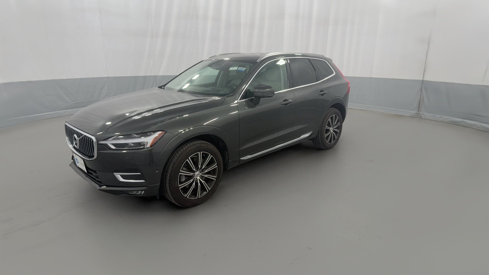 2019 Volvo XC60 vehicle photo