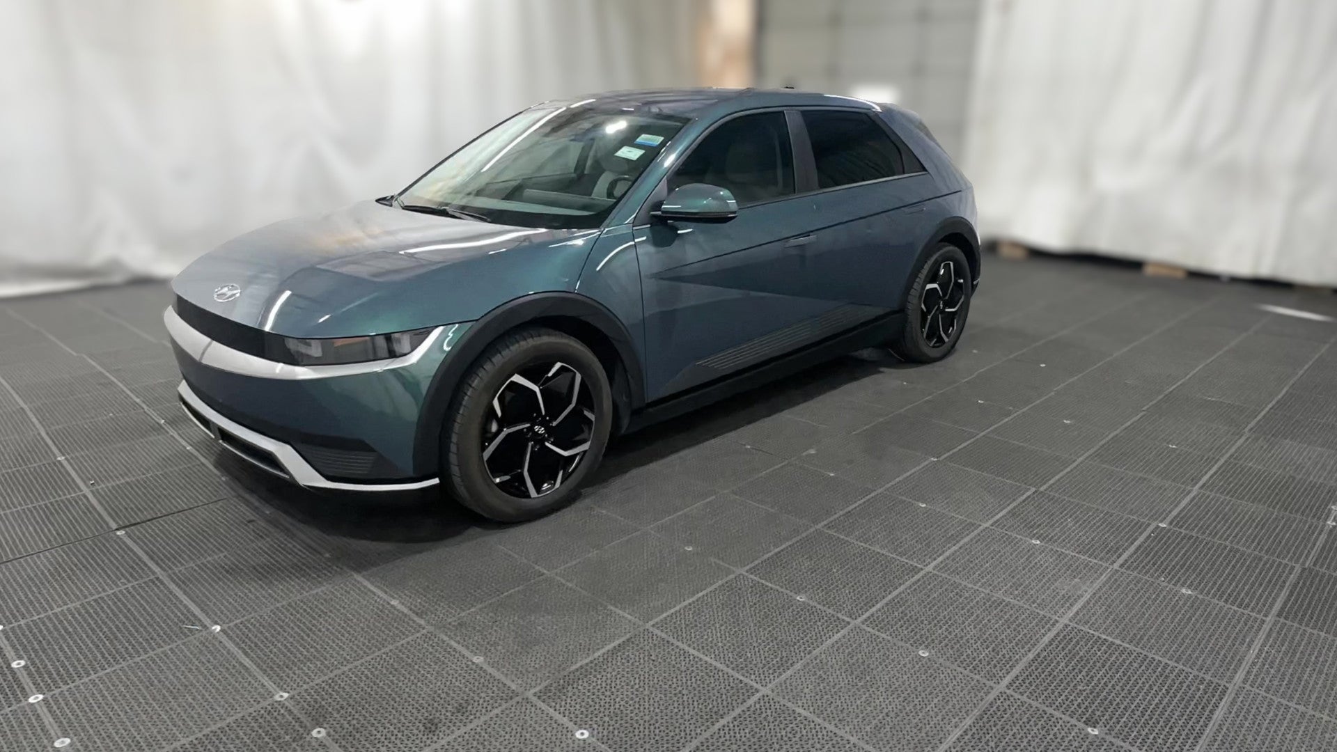 2022 Hyundai IONIQ 5 vehicle photo