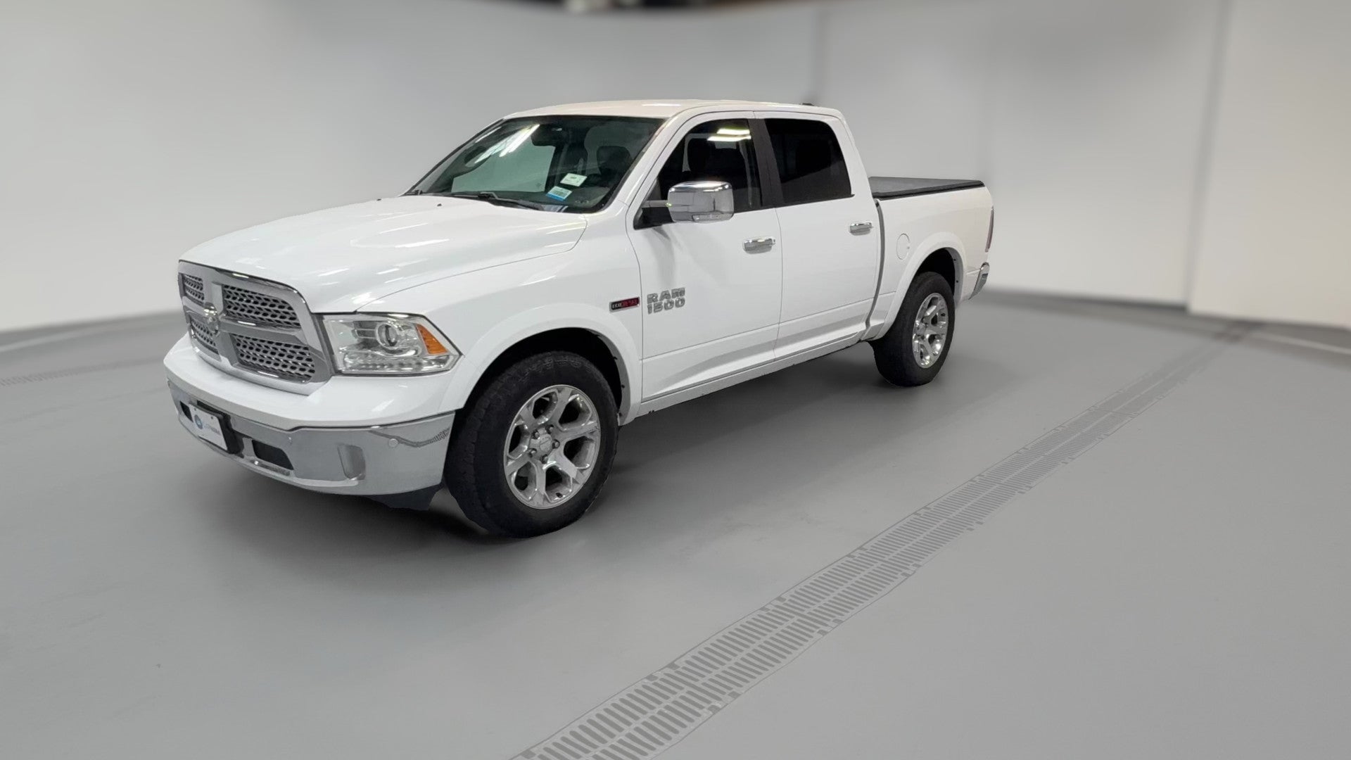 2018 Ram 1500 Crew Cab vehicle photo
