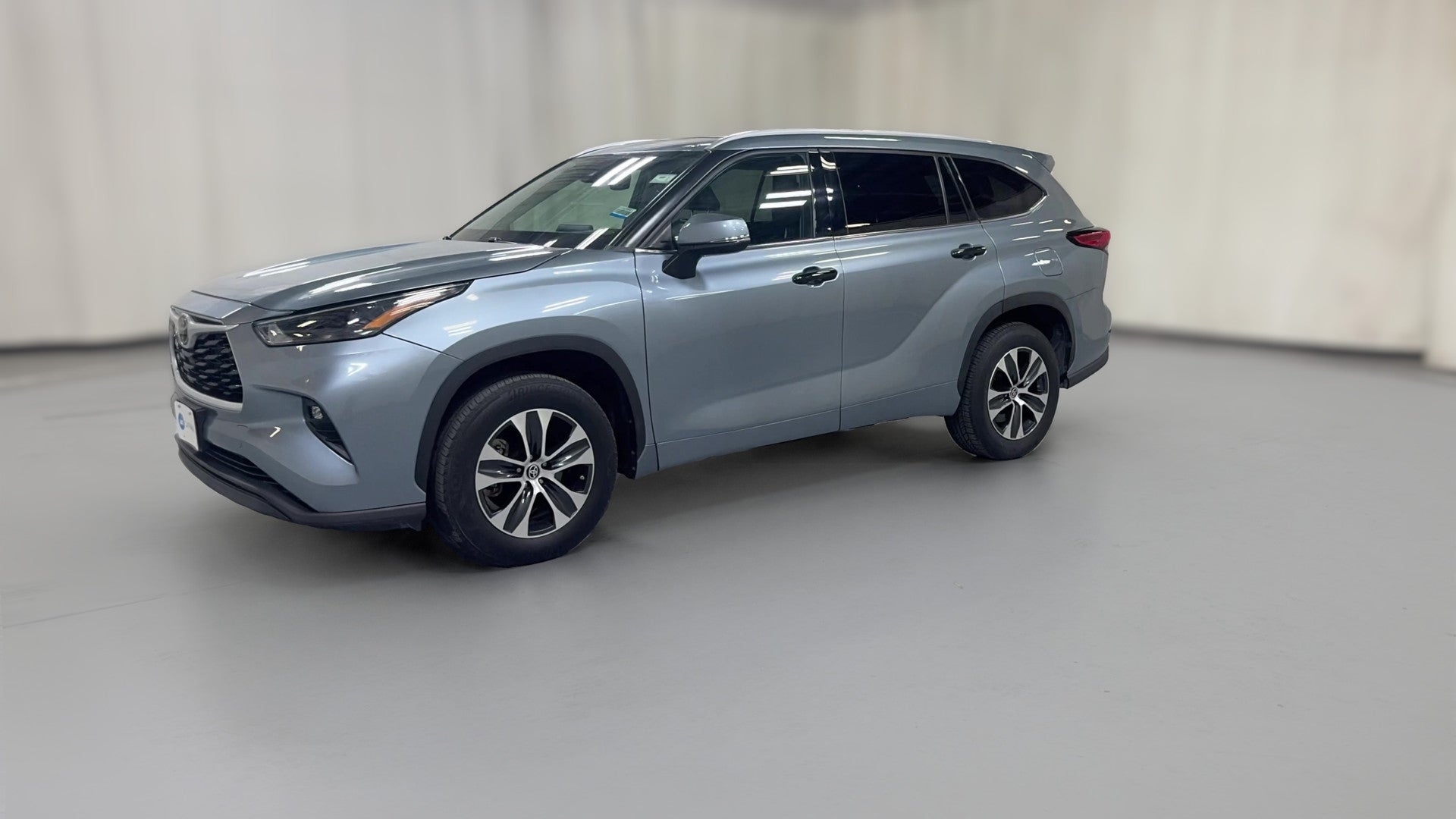 2022 Toyota Highlander vehicle photo
