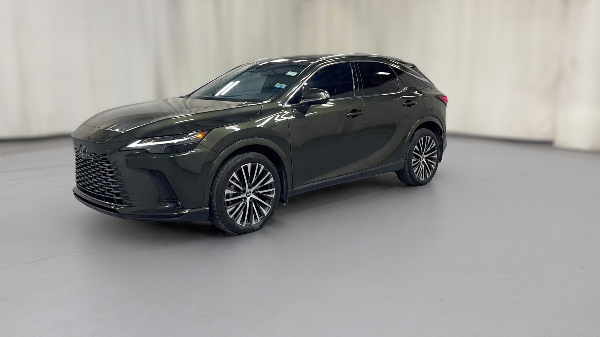 2023 Lexus RX vehicle photo