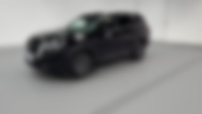 2025 Nissan Pathfinder vehicle photo