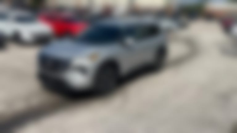 2025 Nissan Rogue vehicle photo