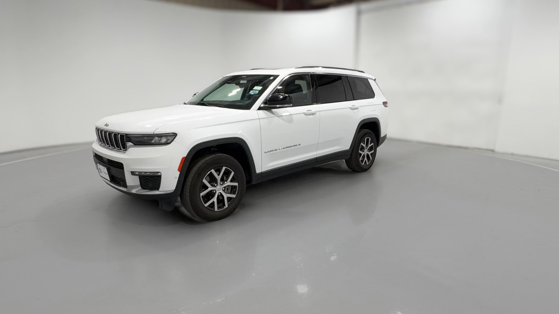 2023 Jeep Grand Cherokee L vehicle photo