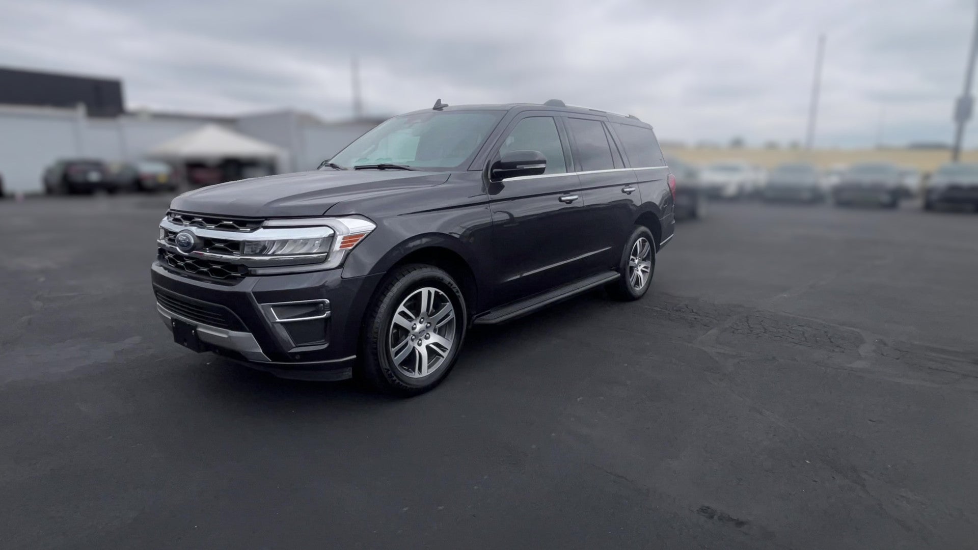 2024 Ford Expedition vehicle photo