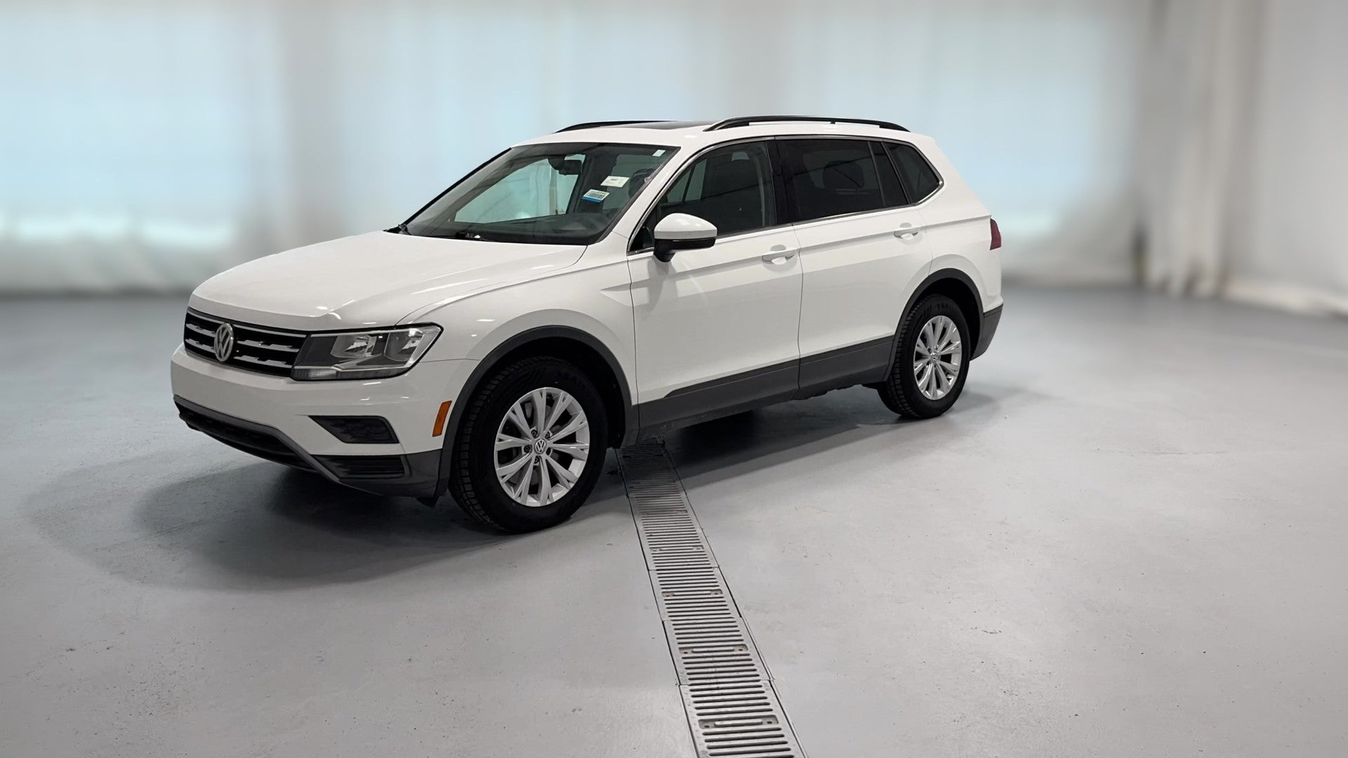 2019 Volkswagen Tiguan vehicle photo
