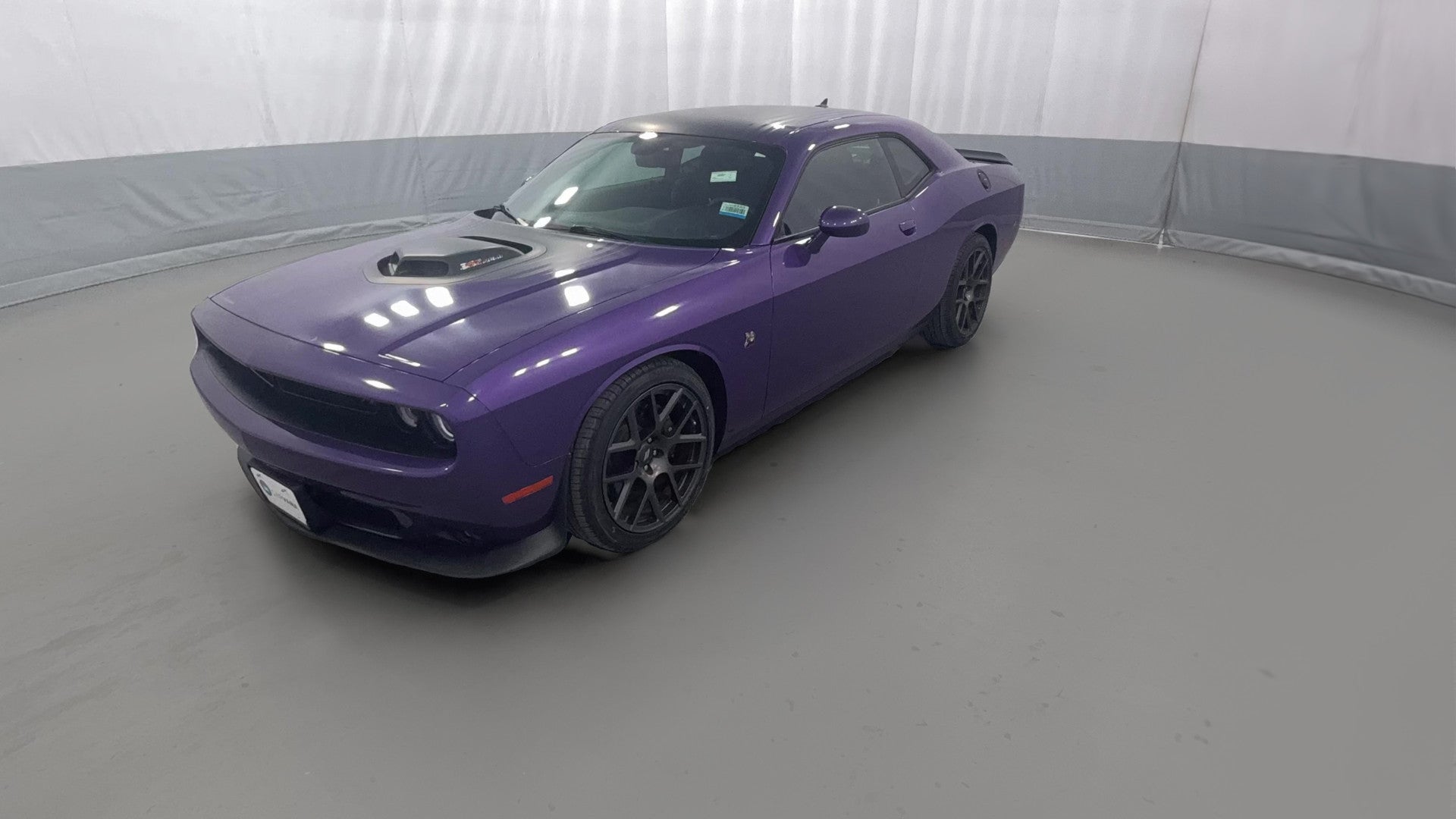 2018 Dodge Challenger vehicle photo