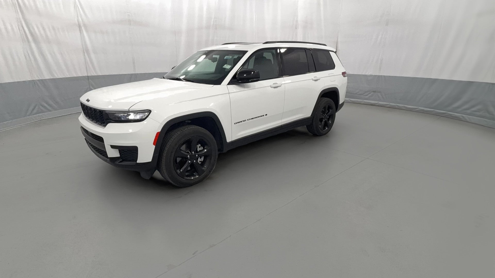 2023 Jeep Grand Cherokee L vehicle photo