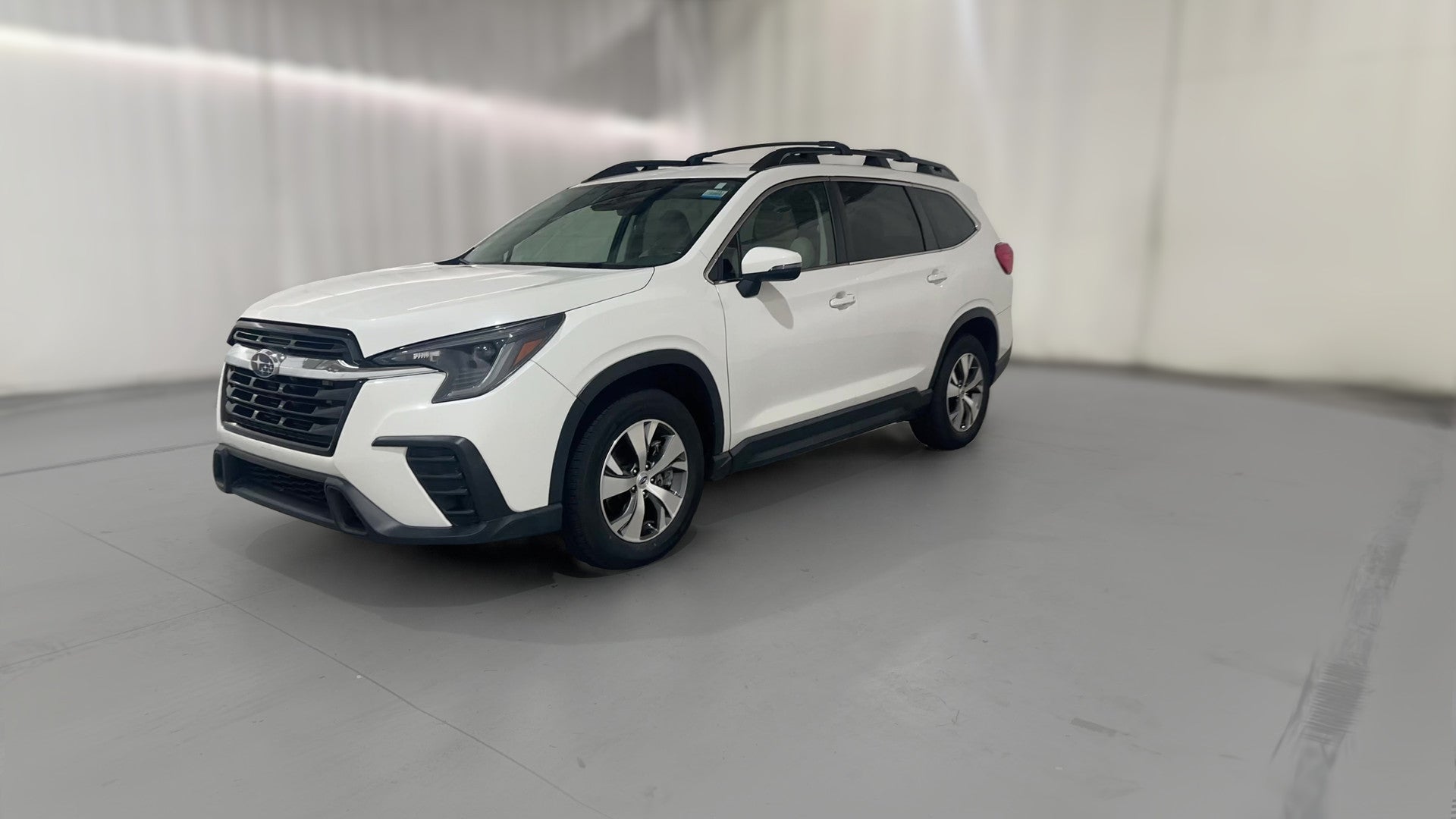 2023 Subaru Ascent vehicle photo