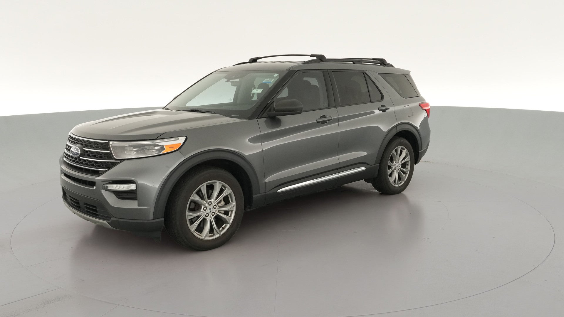2023 Ford Explorer vehicle photo