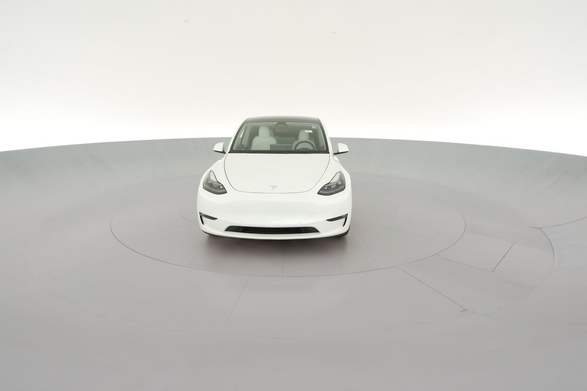 2022 Tesla Model Y Performance All-Wheel Drive in Pearl White — 360° view 1
