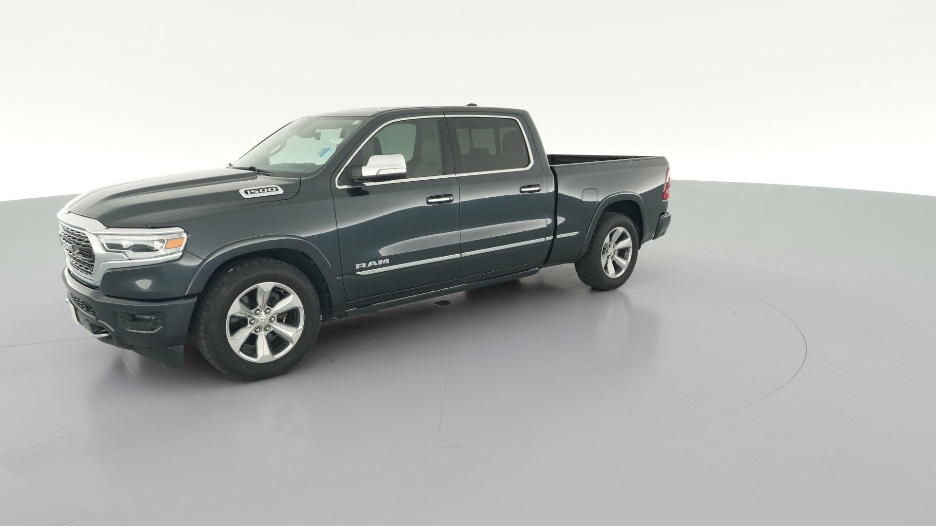 2019 Ram 1500 Crew Cab vehicle photo