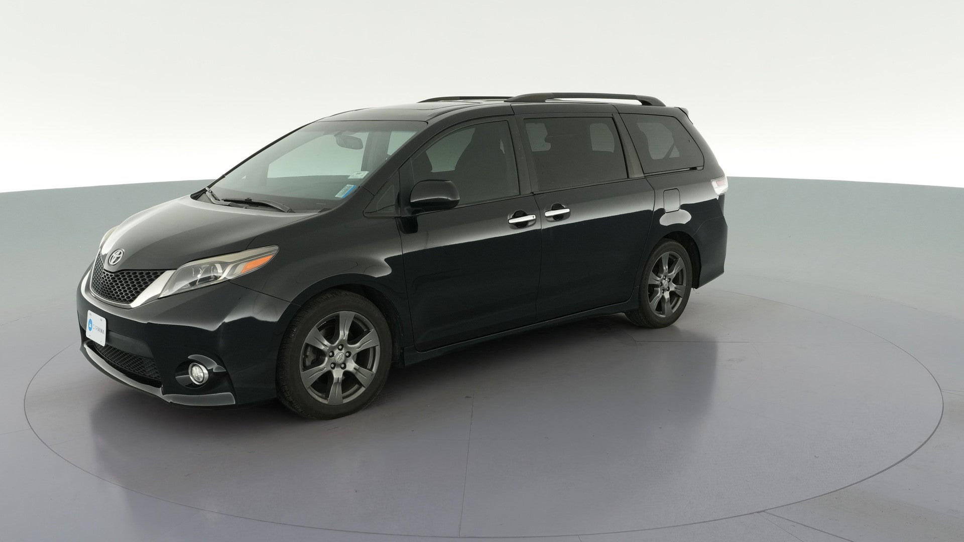 2017 Toyota Sienna vehicle photo