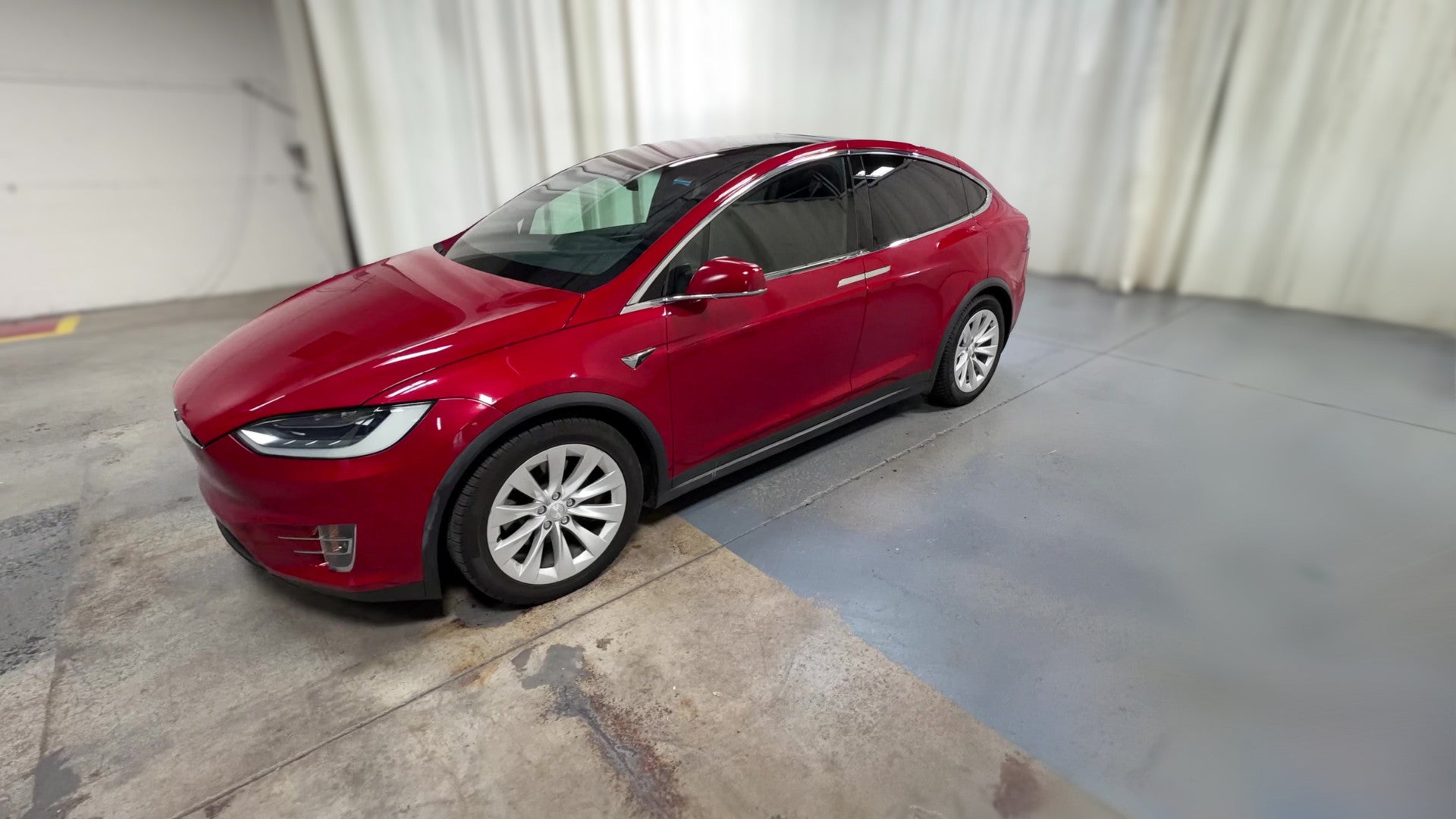 2019 Tesla Model X vehicle photo