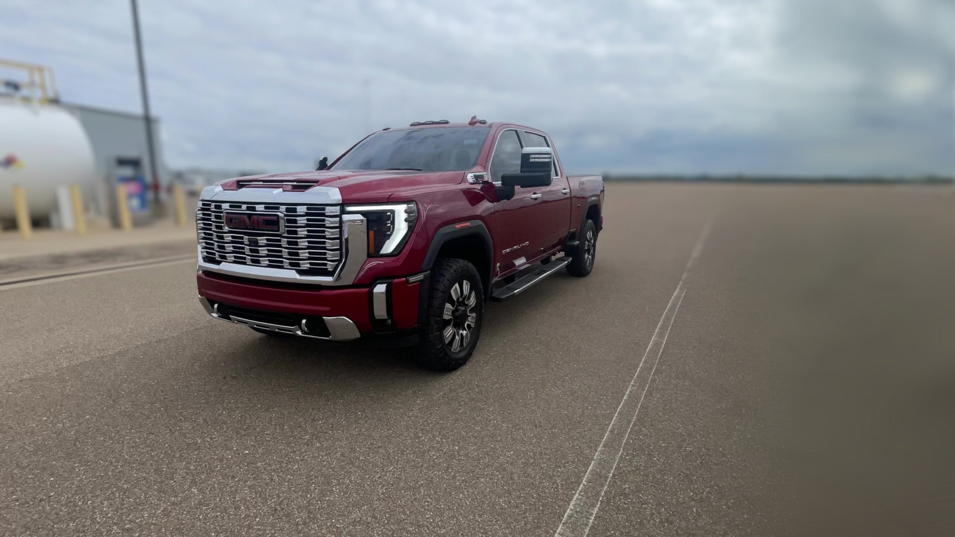 2024 GMC Sierra 2500 HD Crew Cab vehicle photo