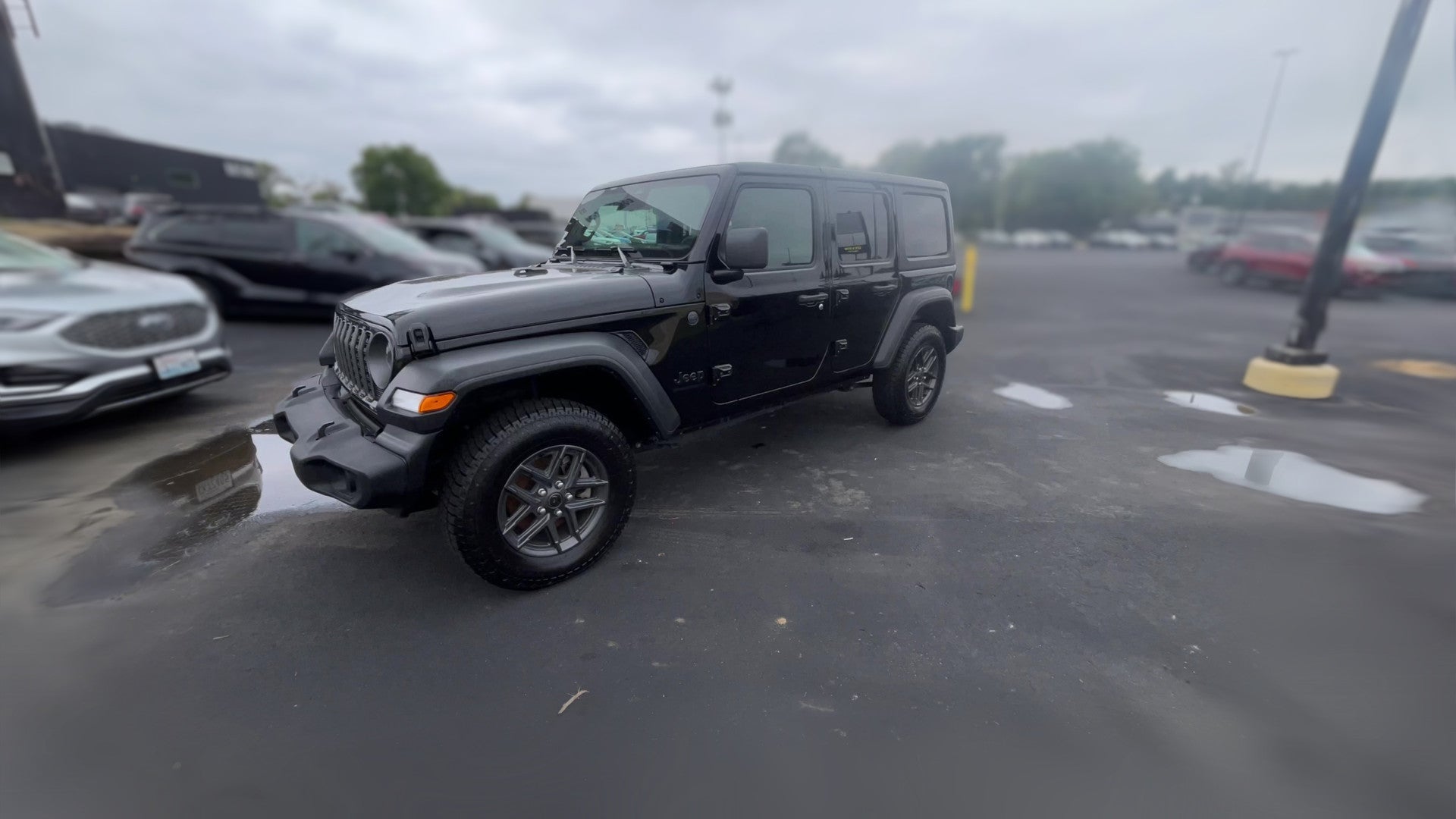 2025 Jeep Wrangler 4 Door vehicle photo