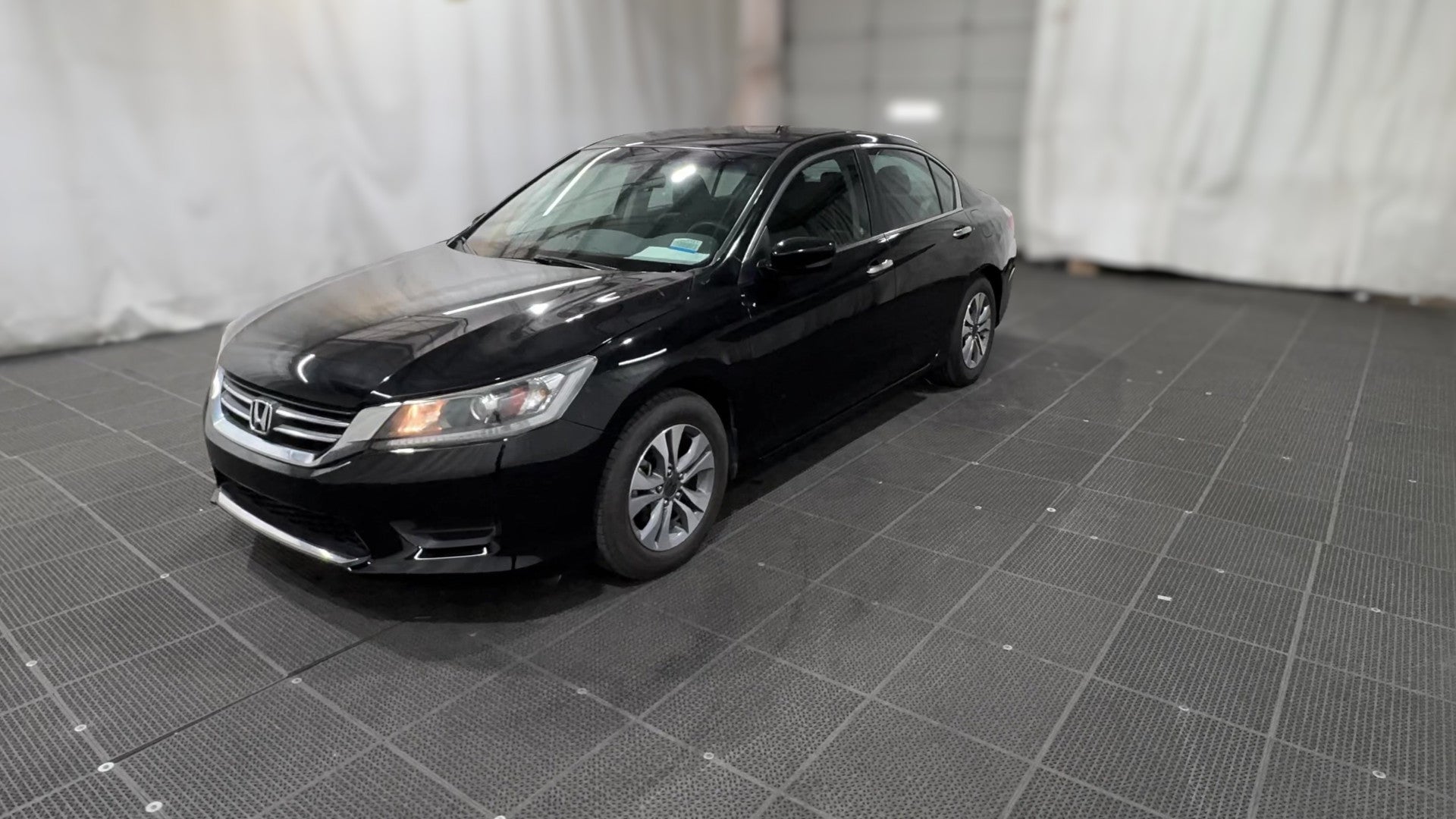2013 Honda Accord vehicle photo