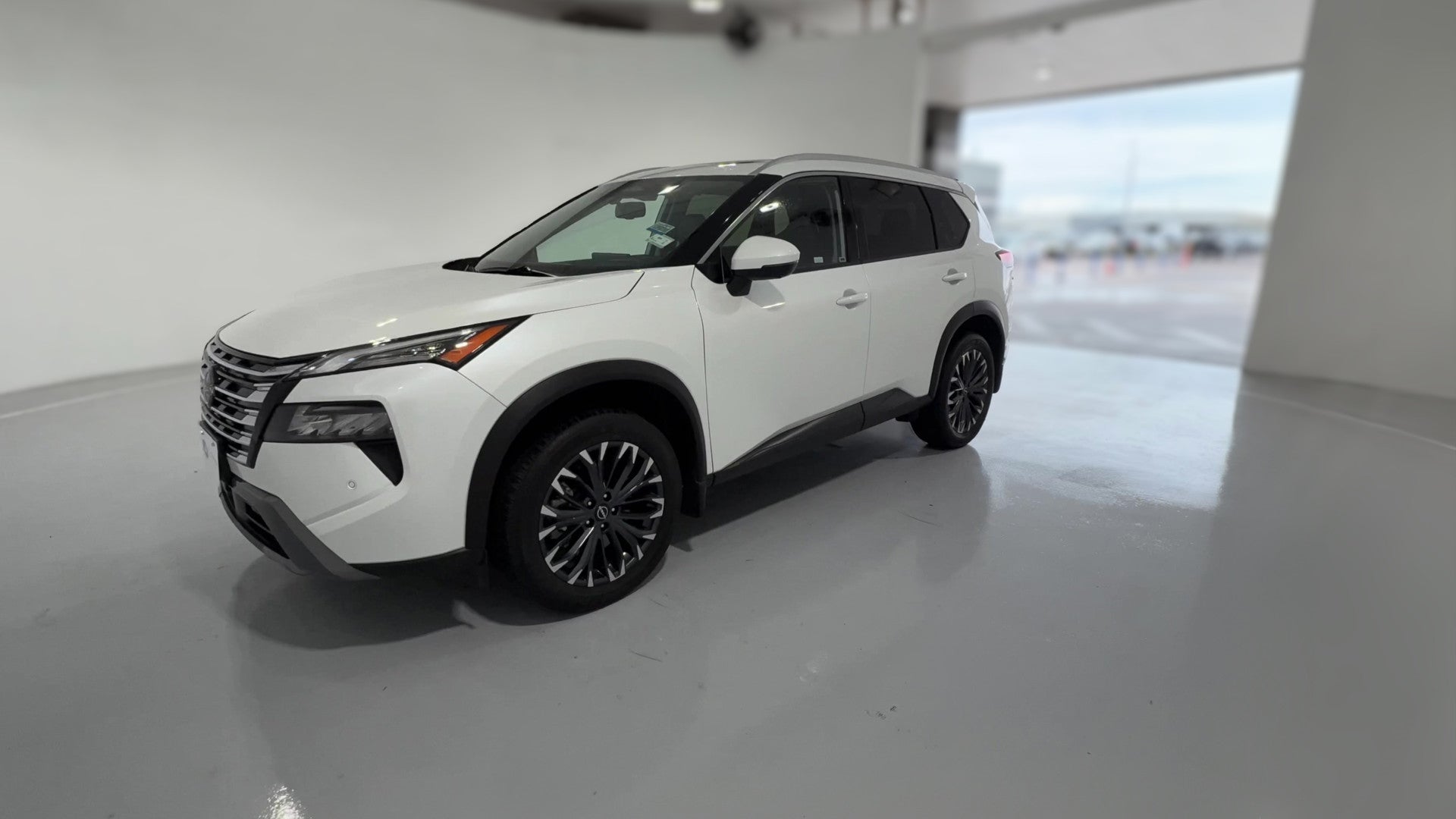 2025 Nissan Rogue vehicle photo