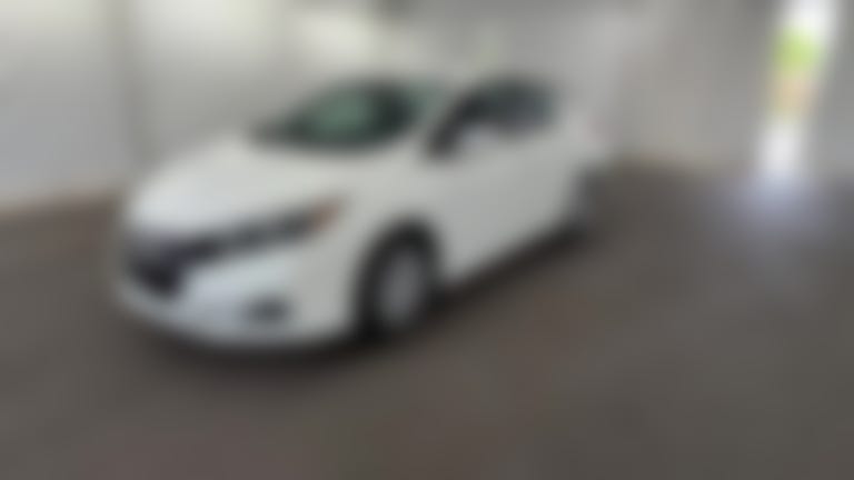 2025 Nissan LEAF vehicle photo