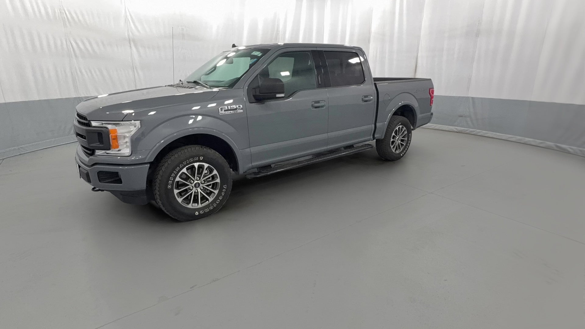 2020 Ford F150 SuperCrew Cab vehicle photo
