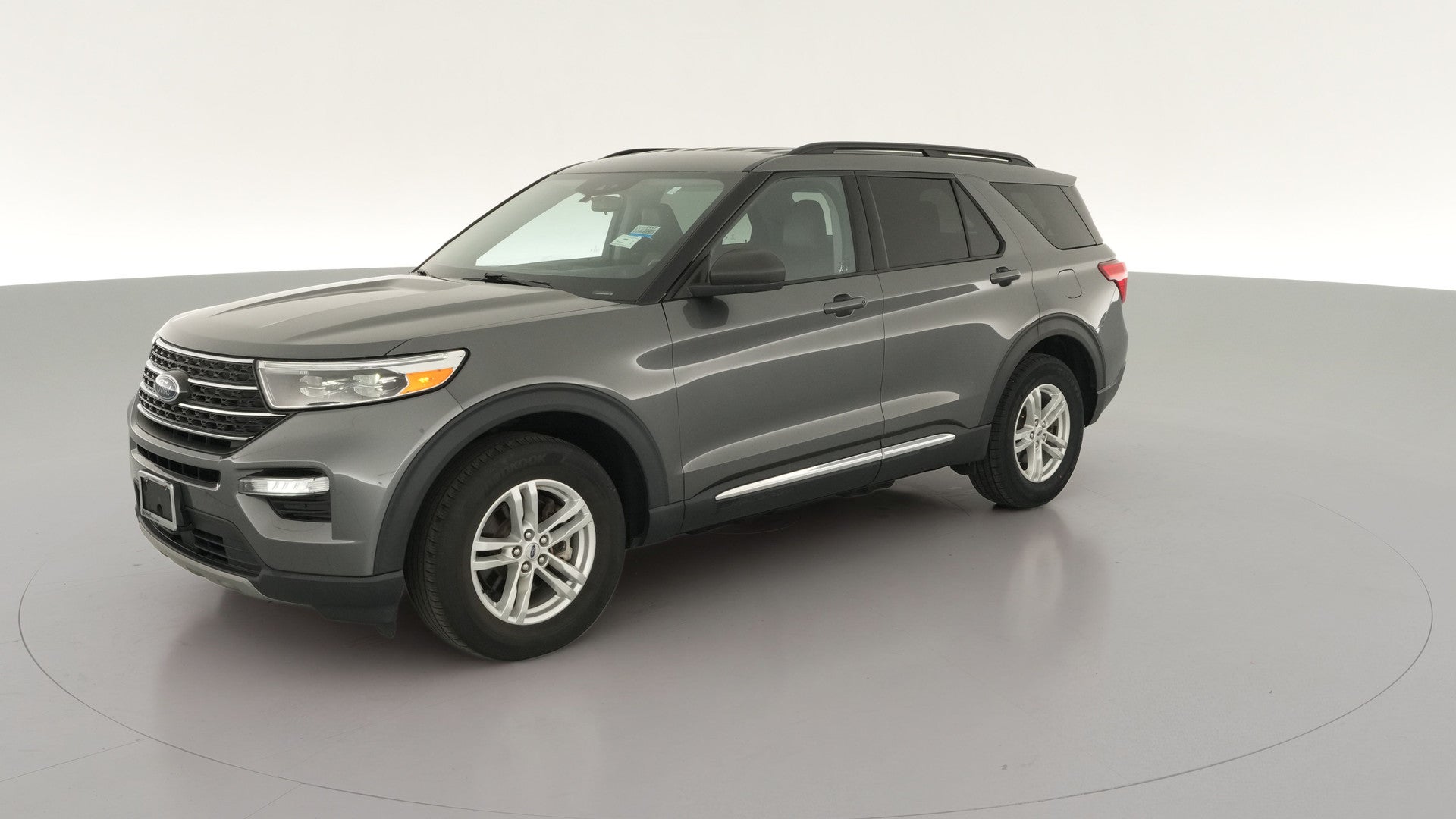 2023 Ford Explorer vehicle photo