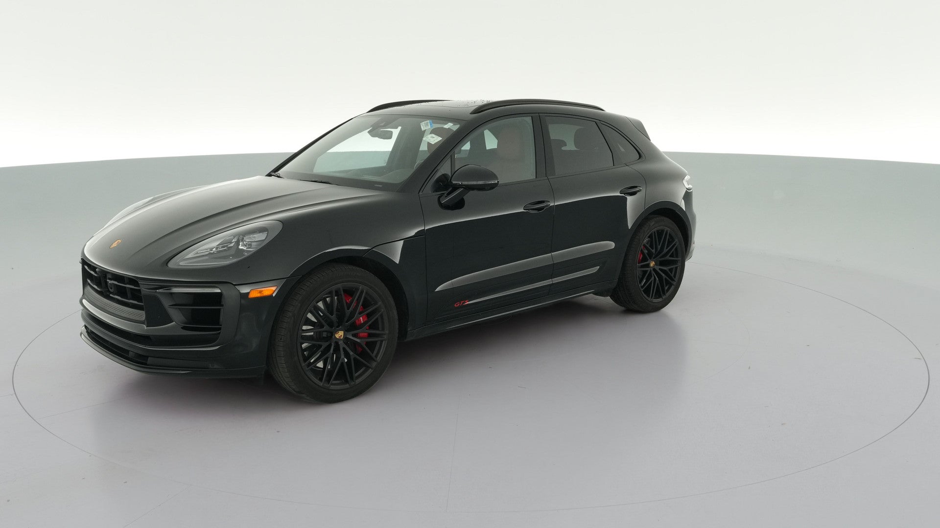 2024 Porsche Macan vehicle photo