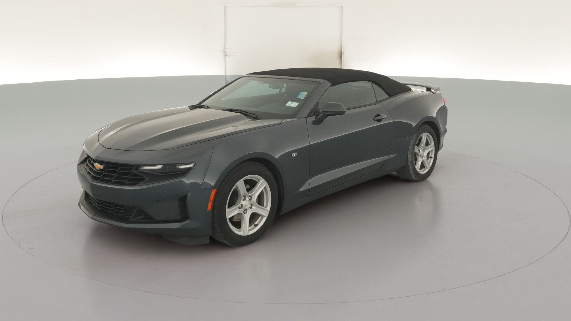 2023 Chevrolet Camaro vehicle photo