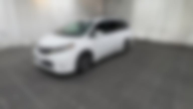 2017 Toyota Sienna vehicle photo