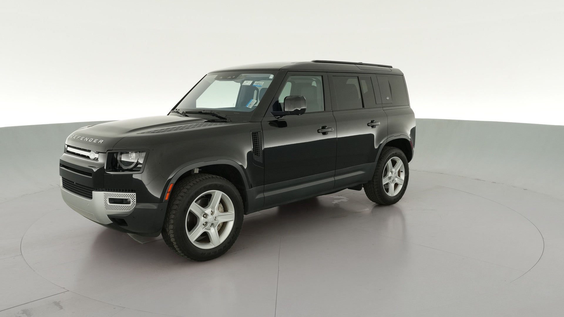 2020 Land Rover Defender 110 vehicle photo