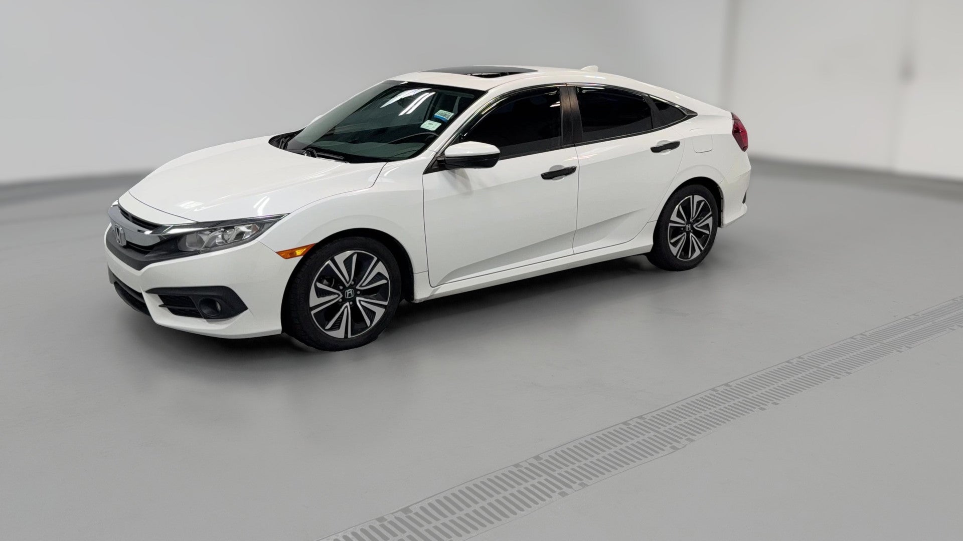 2017 Honda Civic vehicle photo