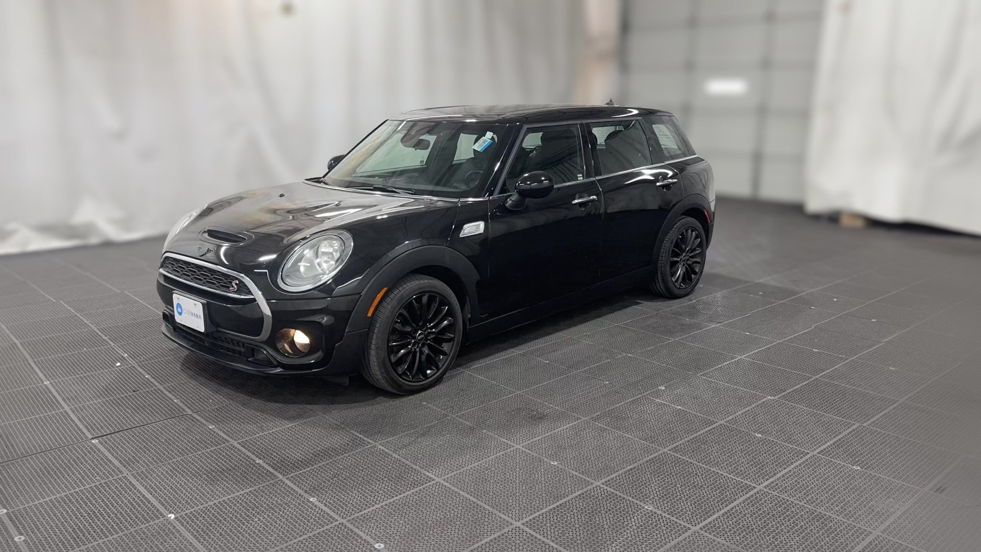2019 MINI Clubman vehicle photo