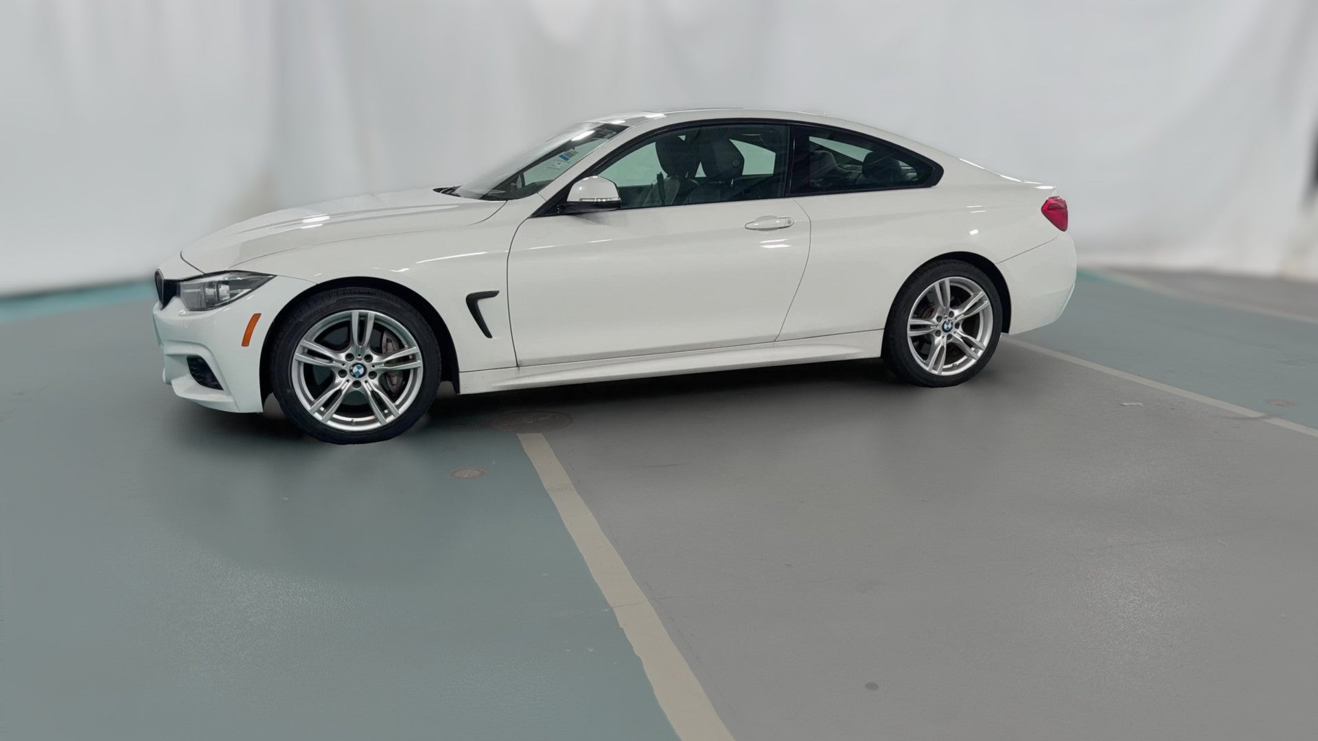 2019 BMW 4 Series vehicle photo
