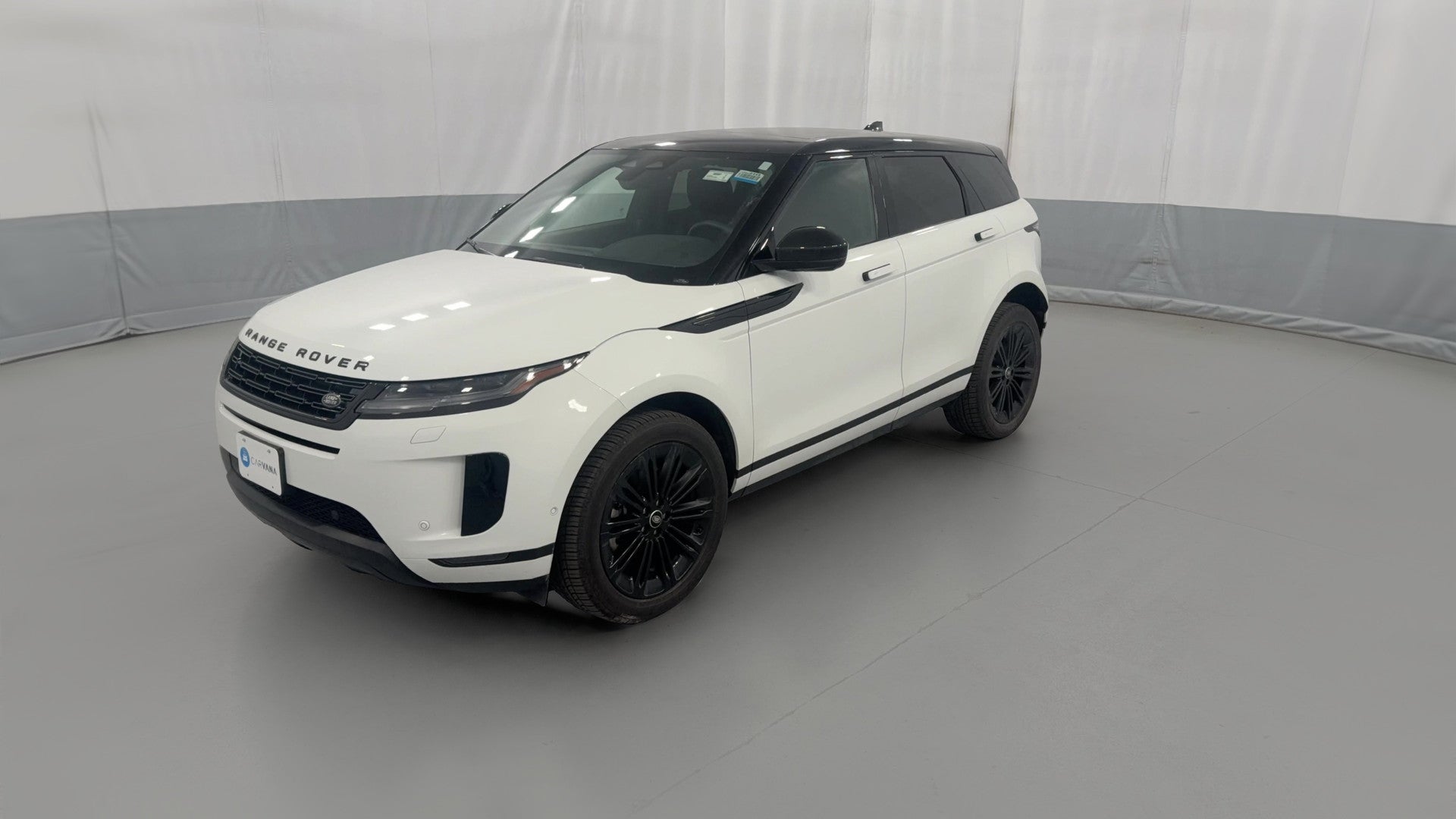 2025 Land Rover Range Rover Evoque vehicle photo