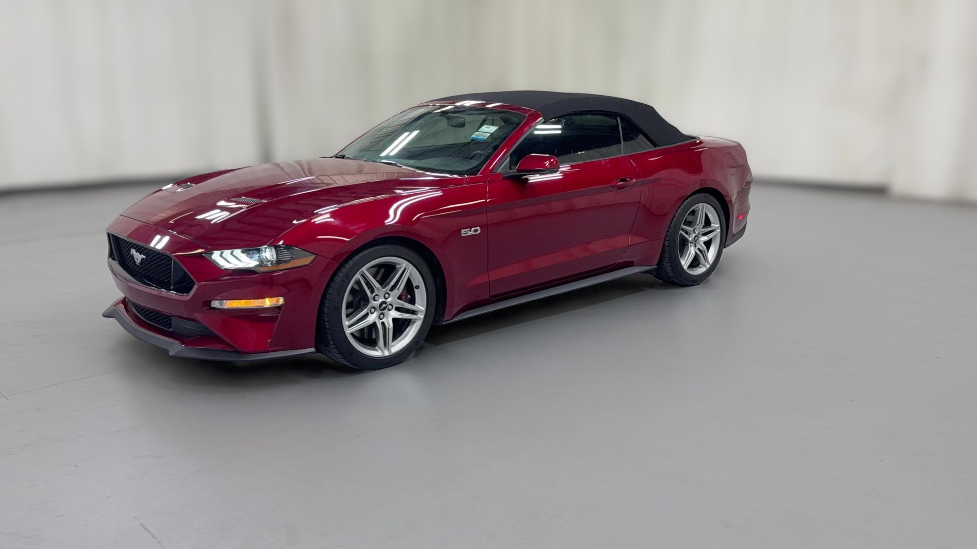 2019 Ford Mustang vehicle photo