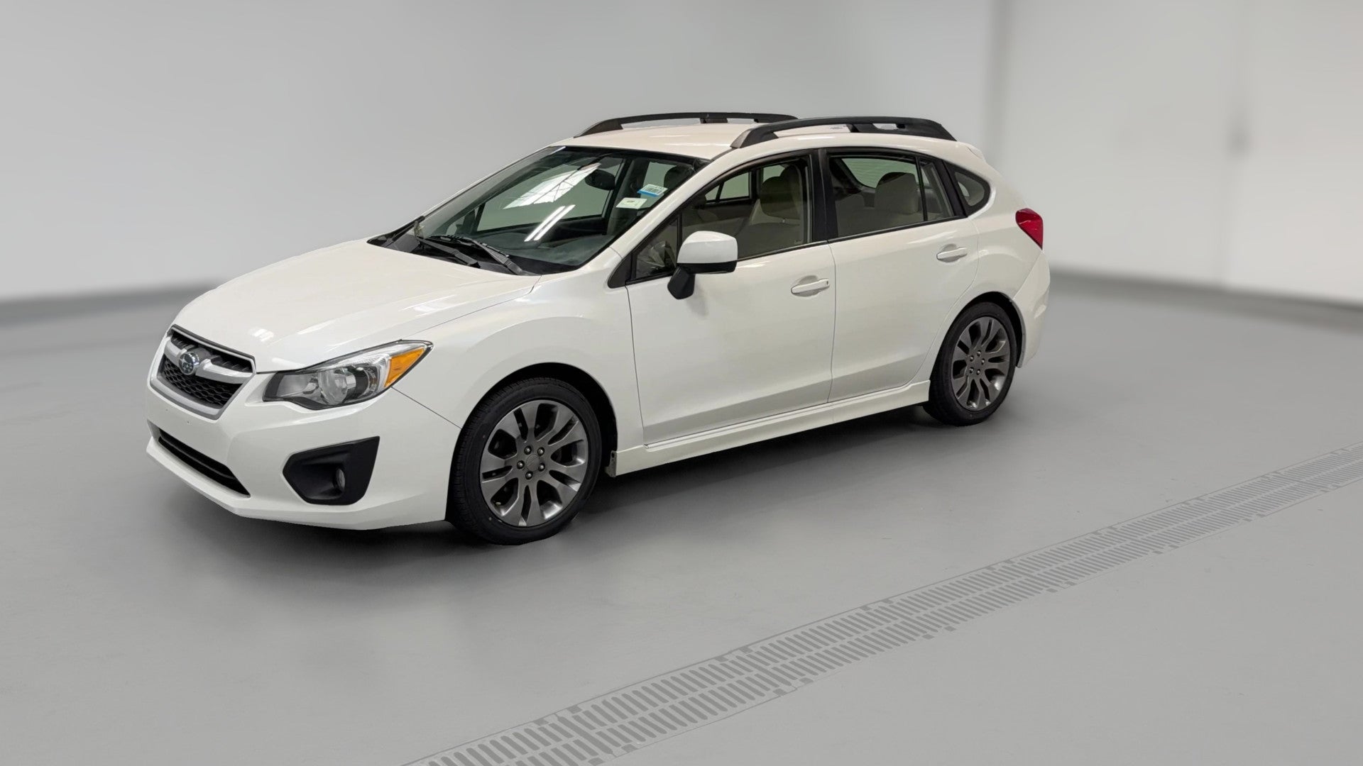 2014 Subaru Impreza vehicle photo