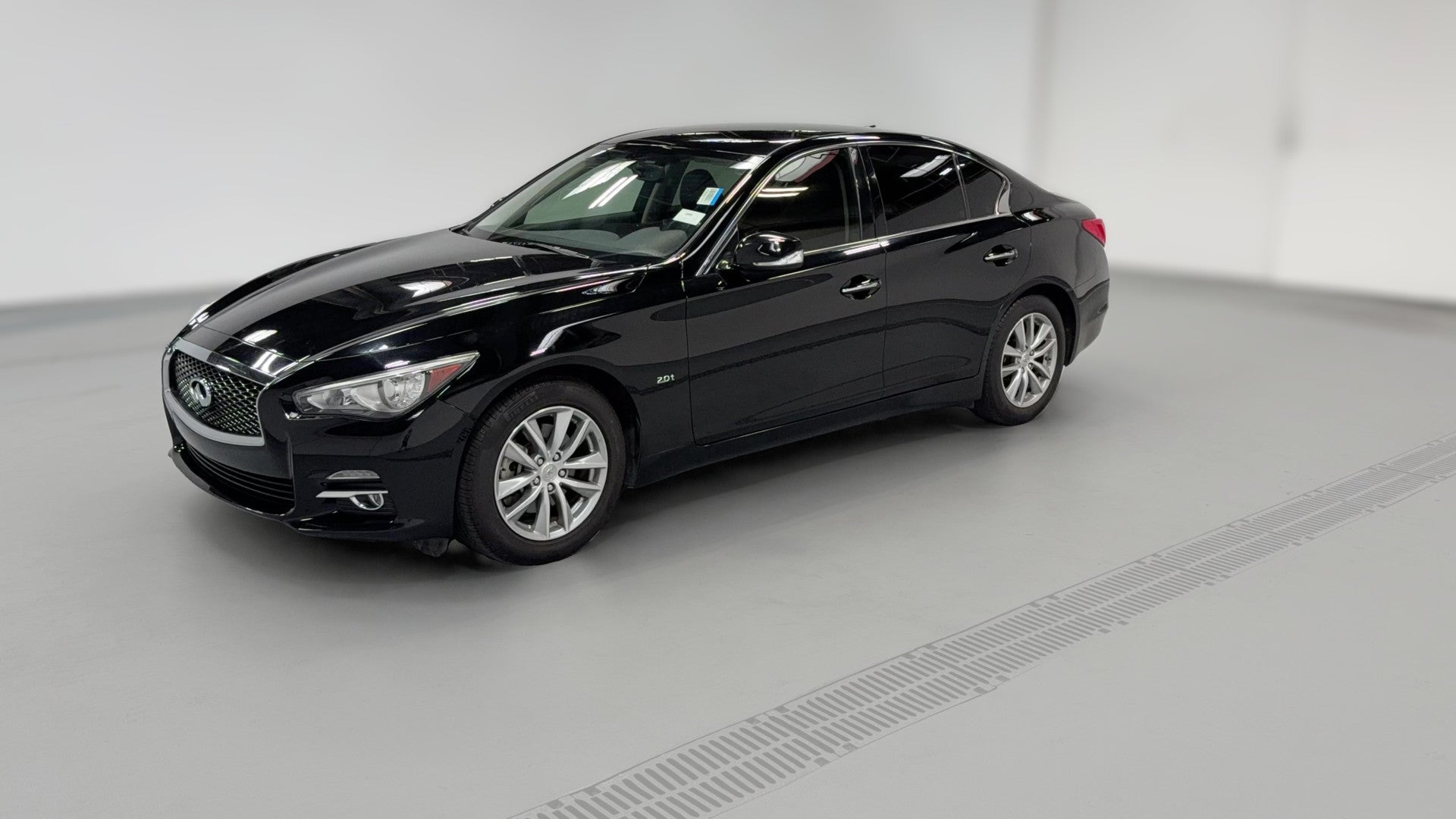 2017 INFINITI Q50 vehicle photo