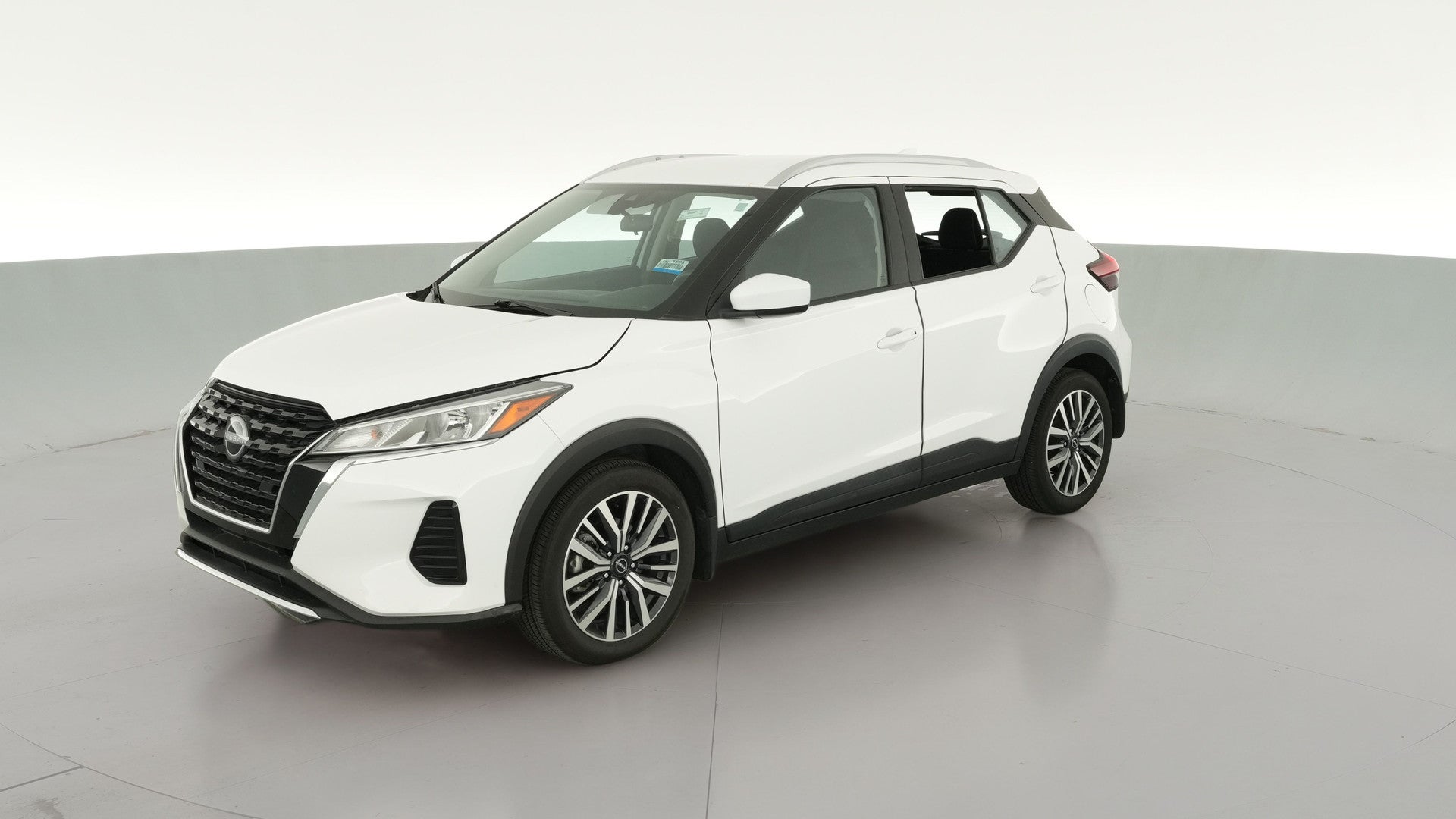 2022 Nissan Kicks vehicle photo