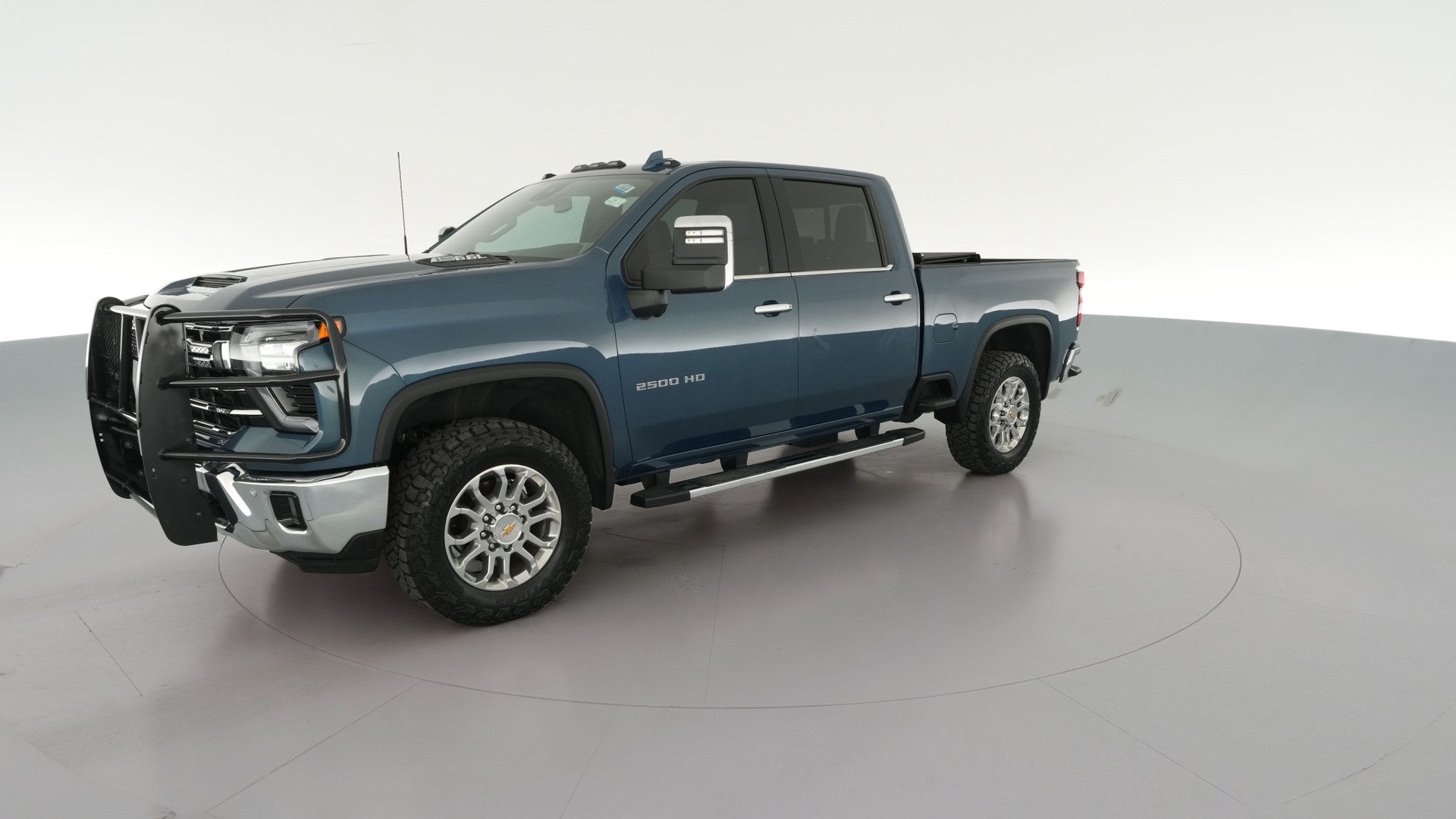 2024 Chevrolet Silverado 2500 HD Crew Cab vehicle photo