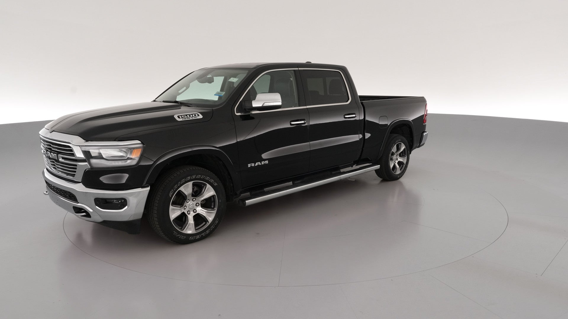 2019 Ram 1500 Crew Cab vehicle photo