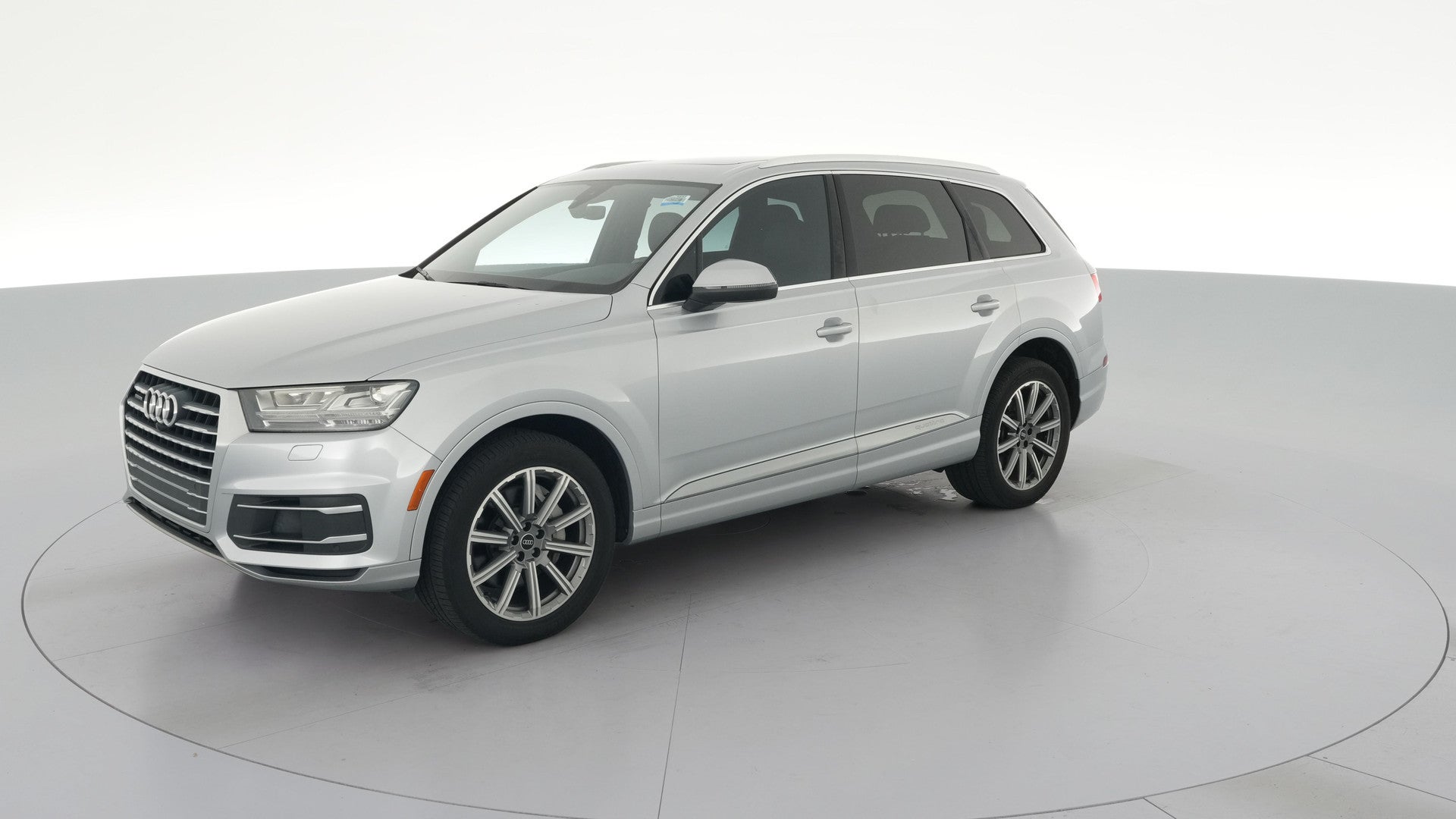 2018 Audi Q7 vehicle photo