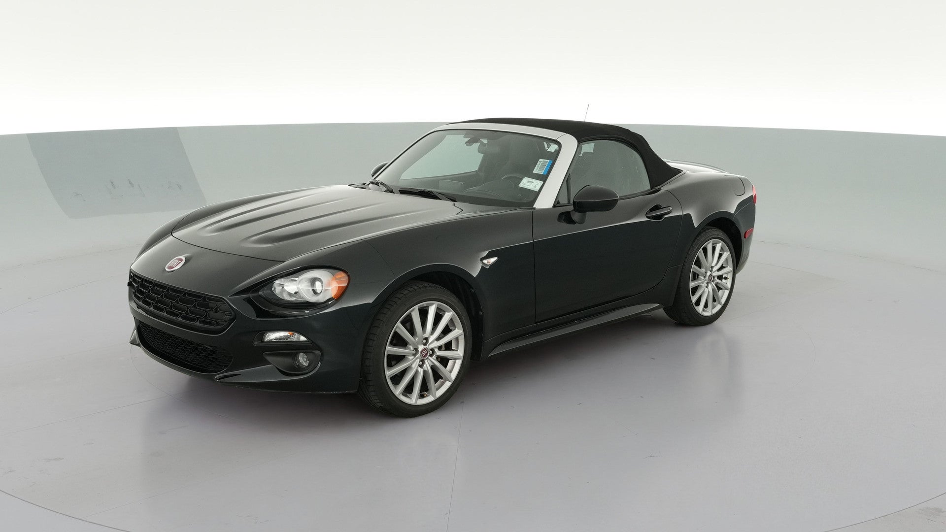2018 FIAT 124 Spider vehicle photo
