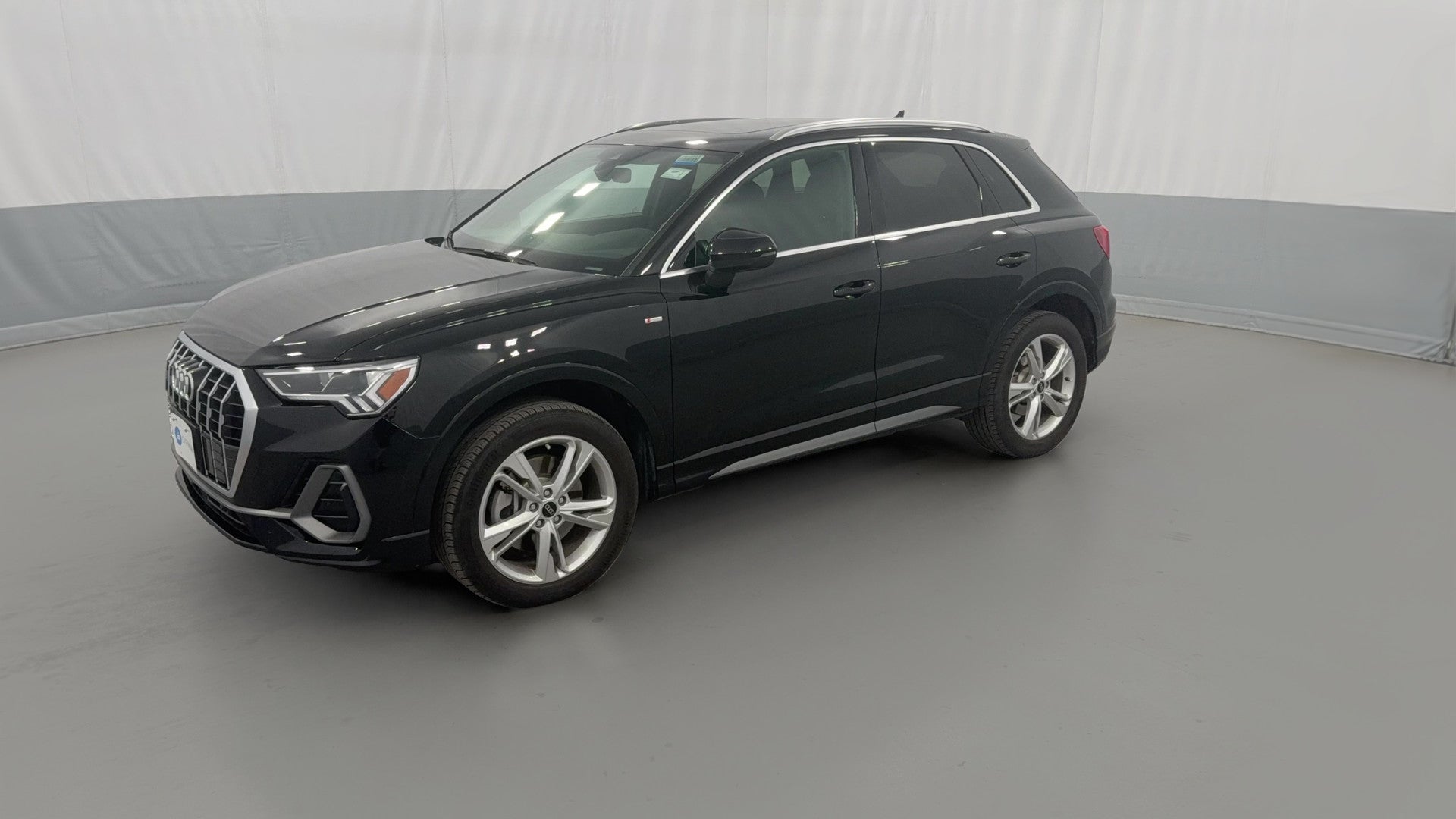 2023 Audi Q3 vehicle photo