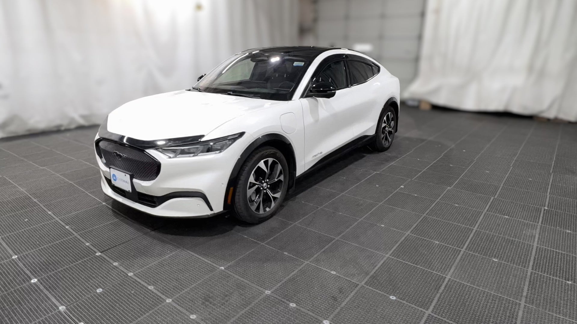 2021 Ford Mustang MACH-E vehicle photo